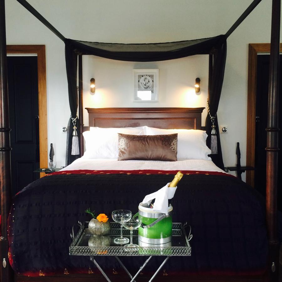 Marriners Luxury Guesthouse Rawene Exteriér fotografie